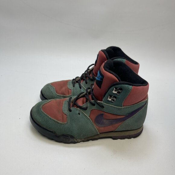 Vintage 1991 Nike Hiking Boots Trail Shoes Red / Purple Green / Wom Sz7 US Read - Picture 4 of 16